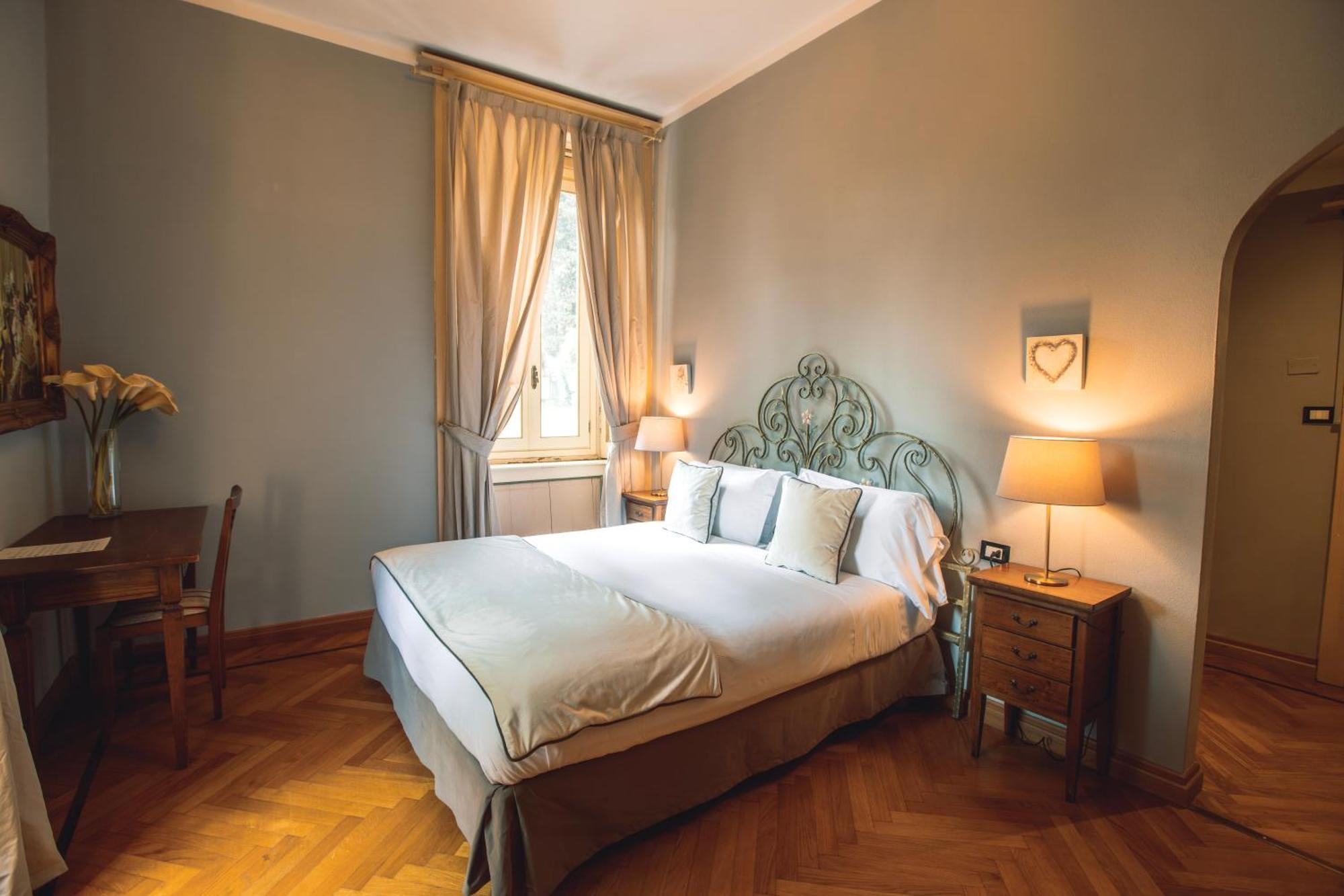Villa Mimosa Au Lac - Estella Hotels Italia 托斯科拉诺-马德尔诺 外观 照片