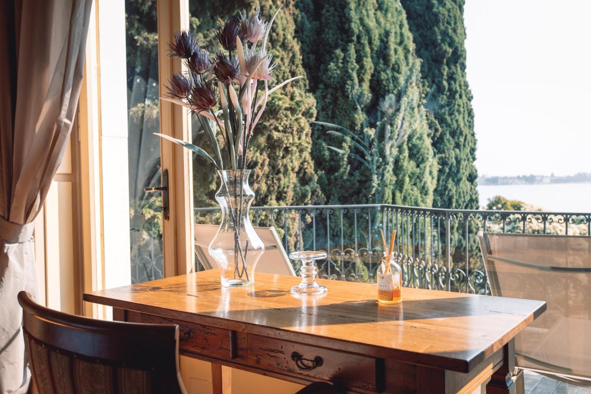 Villa Mimosa Au Lac - Estella Hotels Italia 托斯科拉诺-马德尔诺 外观 照片