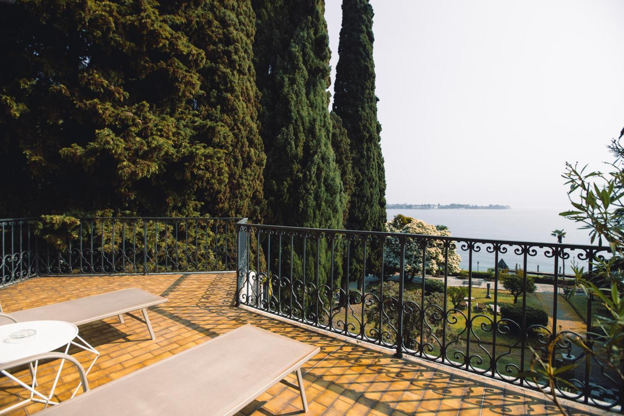 Villa Mimosa Au Lac - Estella Hotels Italia 托斯科拉诺-马德尔诺 外观 照片